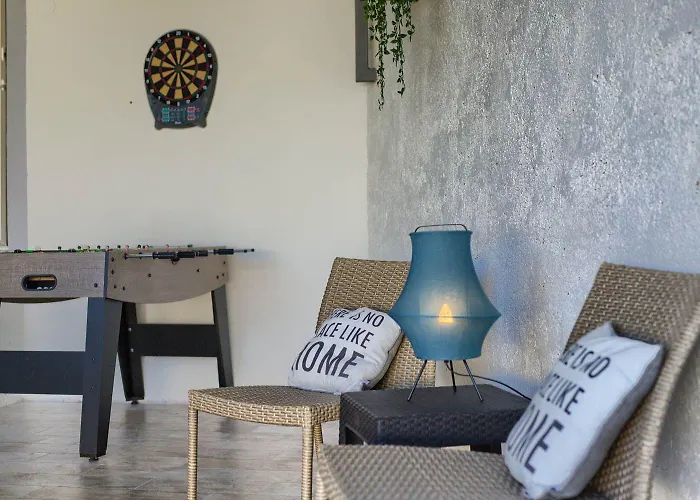 Villa House Ulika Loborika