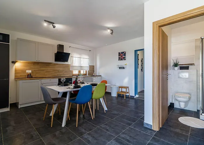 House Ulika Loborika