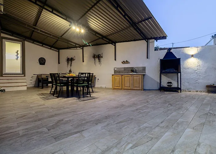 House Ulika